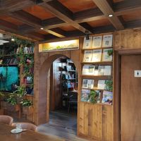 Botany themed cafe at Lazy Farmers in Seoul