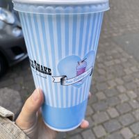 Schokomilchshake mit Hafermilch  at Gelateria Sul Reno in Linz Am Rhein