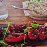 Geröstete, gefüllte Minipaprika at Strandclub Zee in Ouddorp