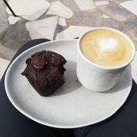 Brownie and cappucchino at Picnic in Sagres