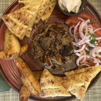 Vegan souvlaki-plate 🤤  at Veganissimo in Santorini