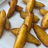 Oven potatoes  at Veganissimo in Santorini