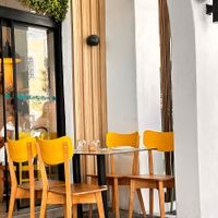 Outdoor seating  at Veganissimo in Santorini