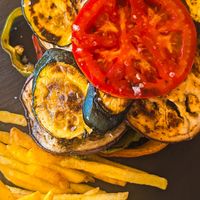 Volcán de verduras con patatas at La Vida Bonita Beach Club in Santa Pola