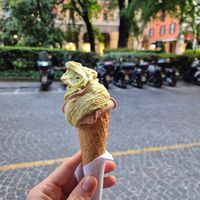 Pistacchio and giuanduia at Cremeria Cavour in Bologna