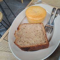 Banana bread and lemon muffin at COYOTE in Kyoto