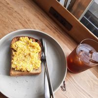 🐔 happy chicken "egg" toast at COYOTE in Kyoto