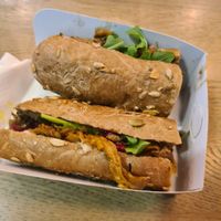 Pulled Paddo Shoarma Sandwiches at AMS - Stach in Schiphol