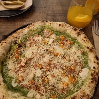 Weekly pizza at Pizzeria Km0 in Valencia