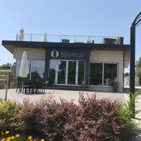 restaurant from the outside at Quinta Monteluz in Viseu