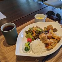 Fried gluten set at MERCY Vegan Factory in Osaka