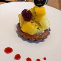 Mango and pineapple tartlet at MERCY Vegan Factory in Osaka