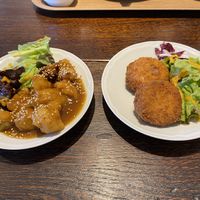 Fried cauliflower and croquettes  #Veganuary at MERCY Vegan Factory in Osaka