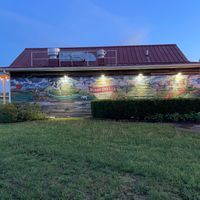 Beautiful setting at Windy Corner Market and Restaurant in Lexington