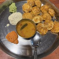 podi idly  at Anna's Mess in Rishikesh