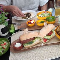 Perfect burger with gluten-free bread at Earth Cafe - Maybe closed in Enschede