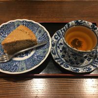 Sesame kinako cake and healthy cycle blend tea at Nezu no ya in Tokyo