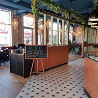 Interior at Le Monde in Duebendorf