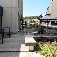 Outdoor seating at Stettbacher in Duebendorf
