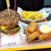 Nuggets, corncob and burger at The Sunny Burger Co. in Amsterdam