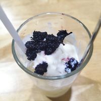 Yogurt ice at Tu Sen in Da Lat