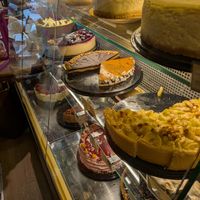 Cakes (top row all vegan) at Der Kuchenladen in Berlin