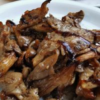 Baked mushrooms at Mpakalógatos in Naxos