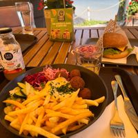 Vegan burger and falafel bowl, vegan coleslaw  at Csillag Büfé a Rómain in Budapest