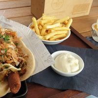 Plant-based hot dog at Nichtschwimmer in Bielefeld