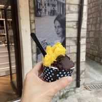 Coppetta mango e dark chocolate   at Aroma in Stari Grad