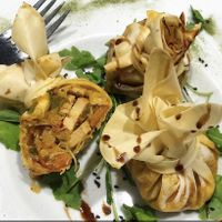 Saquitos con verduras y tofu  at La Cuina del Cel in Mataro