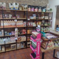 Mercado cheio de opções at Santa Planta Food in Sao Caetano Do Sul