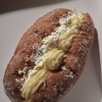Custard bun   at Holmesys Bakehouse in Duncraig
