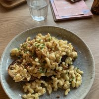 Vegan mac and cheese on sourdough #Veganuary at Feel Good Club in Manchester