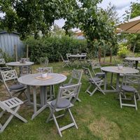 The lovely garden at Café Enehus in Einhaus