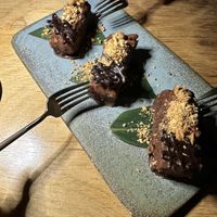 Vegan snickers dessert to sharee  at Desoriente - Poblenou in Barcelona