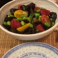 Insalata di edemame, pomodorini e orecchie di Giuda   at Xiang DimSum  in Padua