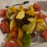 Seasonal fruit platter at Ô Playa in Agadir