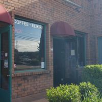 Store front corner of Rodeo at Synergy in Sedona