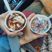 vanilla soft serve with hot fudge, twist soft serve with sprinkles at Frosty's Cake and Ice Cream in Lakewood
