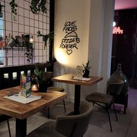 Atmosphere at Vegan Pizza Bar in The Hague