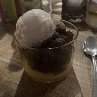 Lemon curd was our favorite!  at Vegan Pizza Bar in The Hague