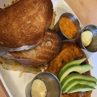 Plant based omelette (sriracha aoli is not vegan. Or cotija cheese but they have vegan cheese)  at WHOLEY GRANOLY in Bolingbrook