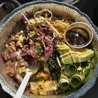 Pineapple sriracha bowl with quinoa  at WHOLEY GRANOLY in Bolingbrook