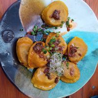 Gotowane pierogi wegańskie at Pierogi i Naleśniki Bistro Cefe in Karpacz
