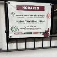 Hours they are open  at Mole's Pizza in Puerto Vallarta