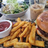 Vegan Cheeseburger & Green Sunshine Bowl at Ellis Beach Bar & Grill in Ellis Beach