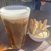 Tapa de hummus - gratis  at Sputnik Climbing - Calle Paris in Madrid