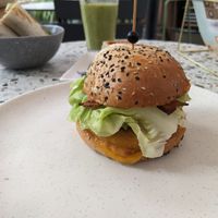 Supreme burger at Copper Branch in Rotterdam