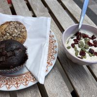 Overnight oats, chocolate muffin and cinnamon roll  at Encanto - Art Cafe in Helsinki